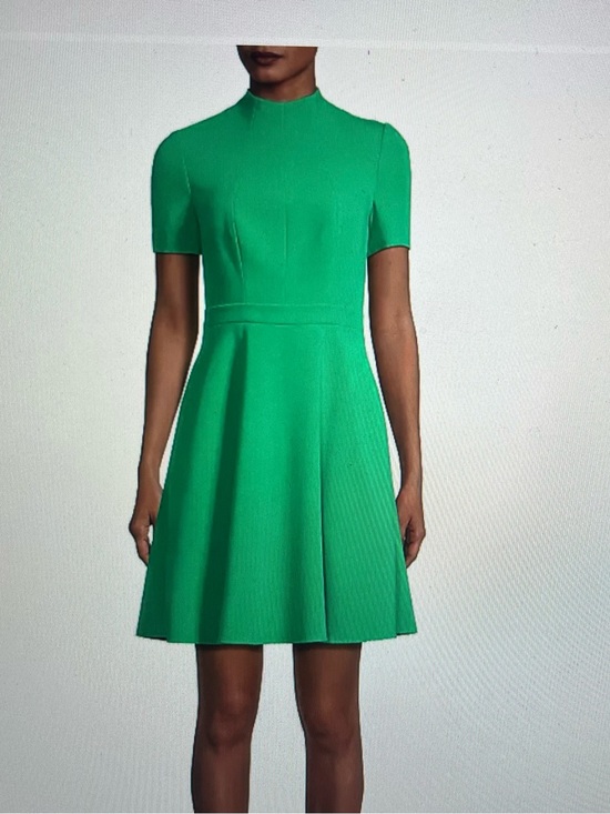 Black Halo Dresses & Skirts - Black Halo Mayra Short Sleeve Green Fit-and-Flare Dress, Size 6